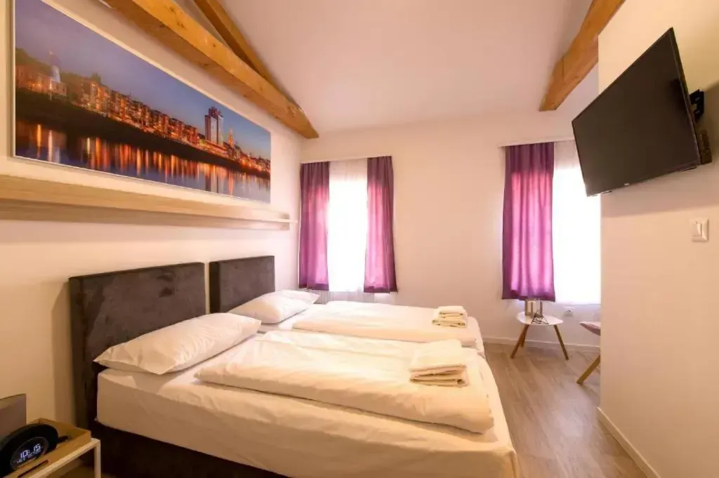 City Rooms OS